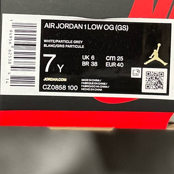 AIR JORDAN 1 LOW (GS) - PARTICLE GREY/WHITE - Picture 6 of 7